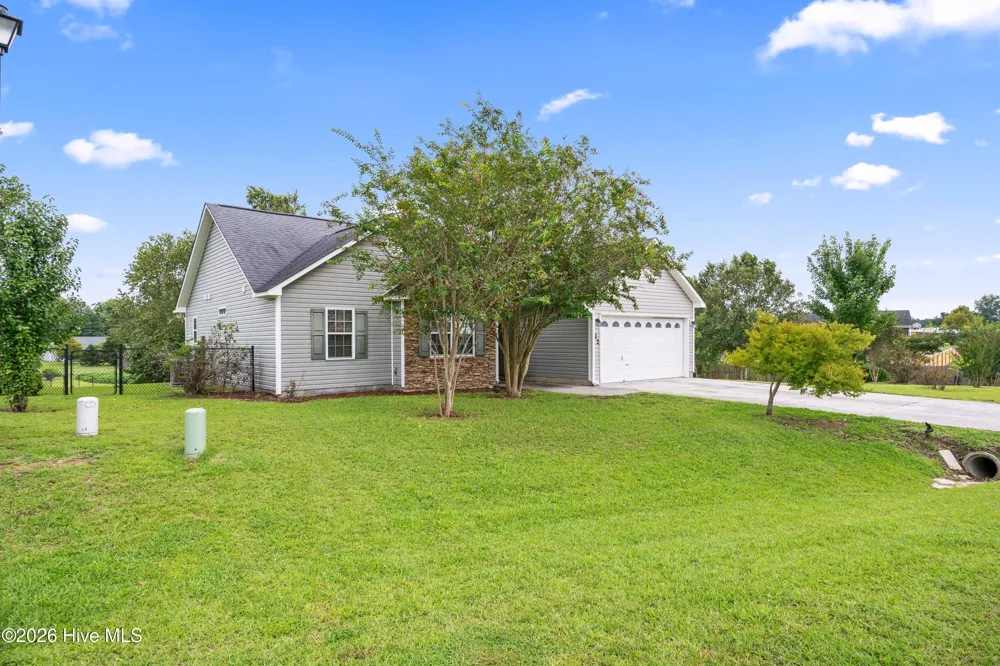 122 Silver Queen Lane Richlands, NC 28574