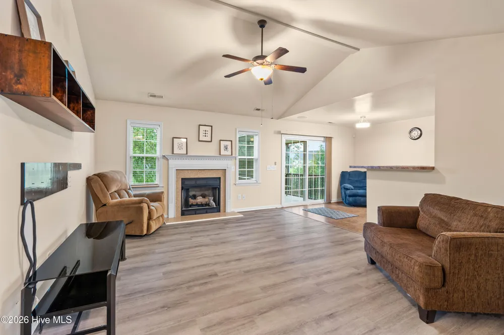 122 Silver Queen Lane Richlands, NC 28574