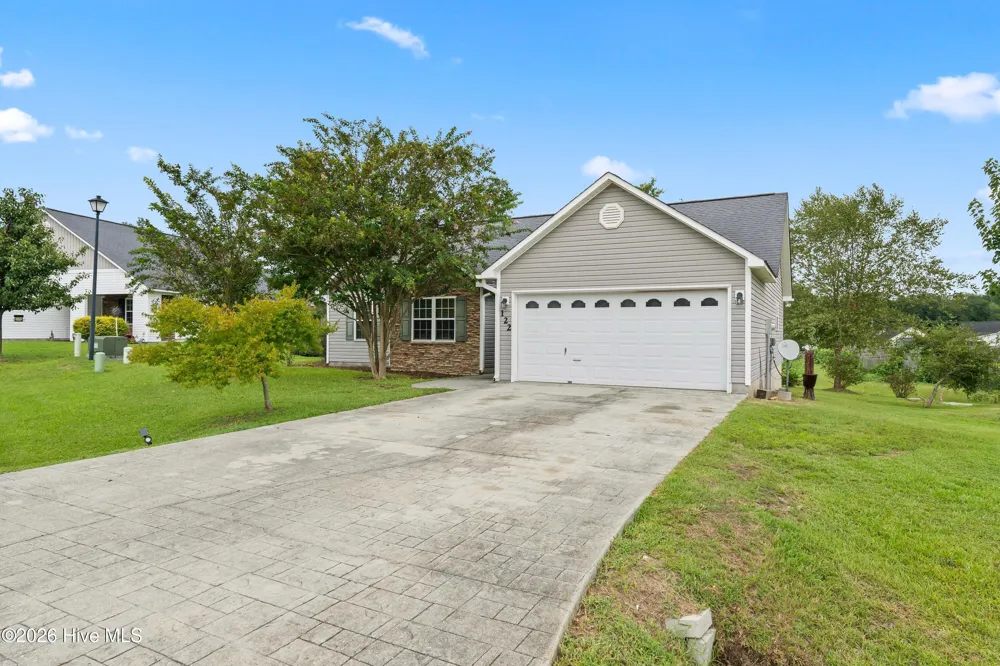 122 Silver Queen Lane Richlands, NC 28574