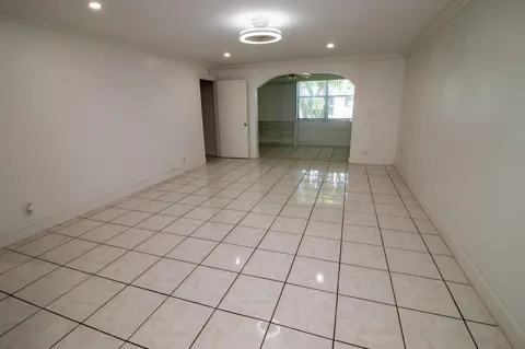 1040 NW 80TH AVENUE #203
