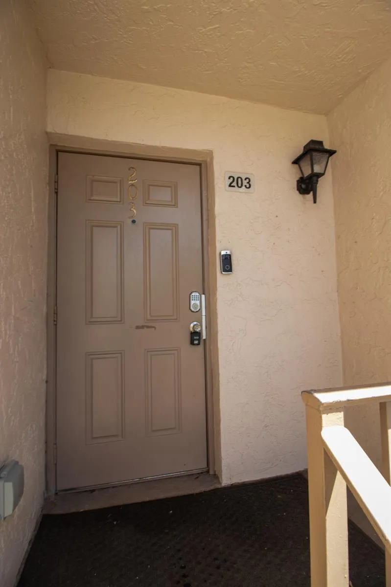 1040 NW 80TH AVENUE #203 Margate, FL 33063