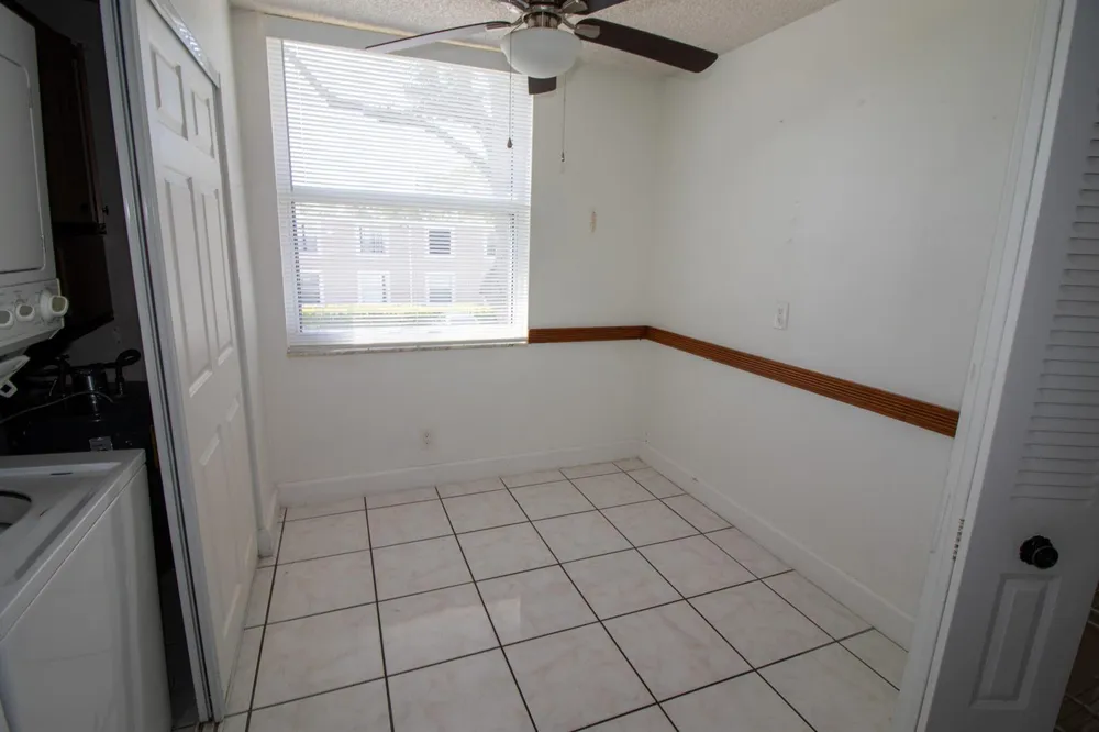 1040 NW 80TH AVENUE #203 Margate, FL 33063