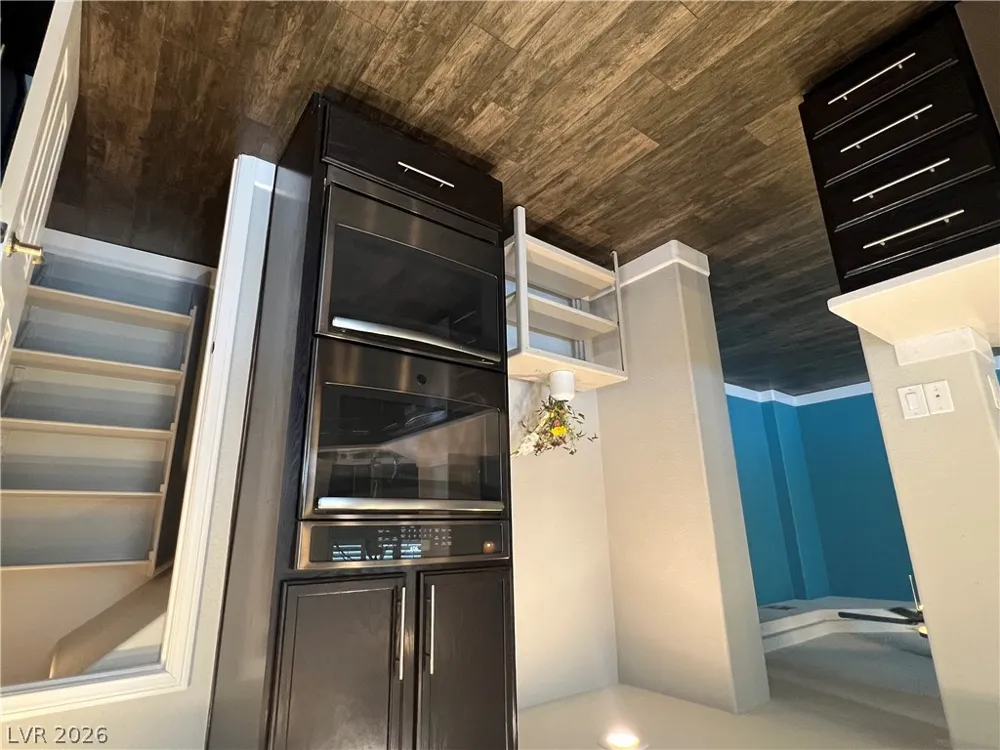 10054 Pebble Path Court Las Vegas, NV 89148