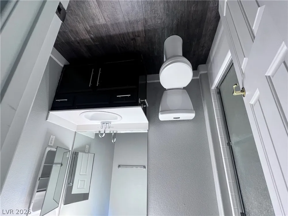 10054 Pebble Path Court Las Vegas, NV 89148