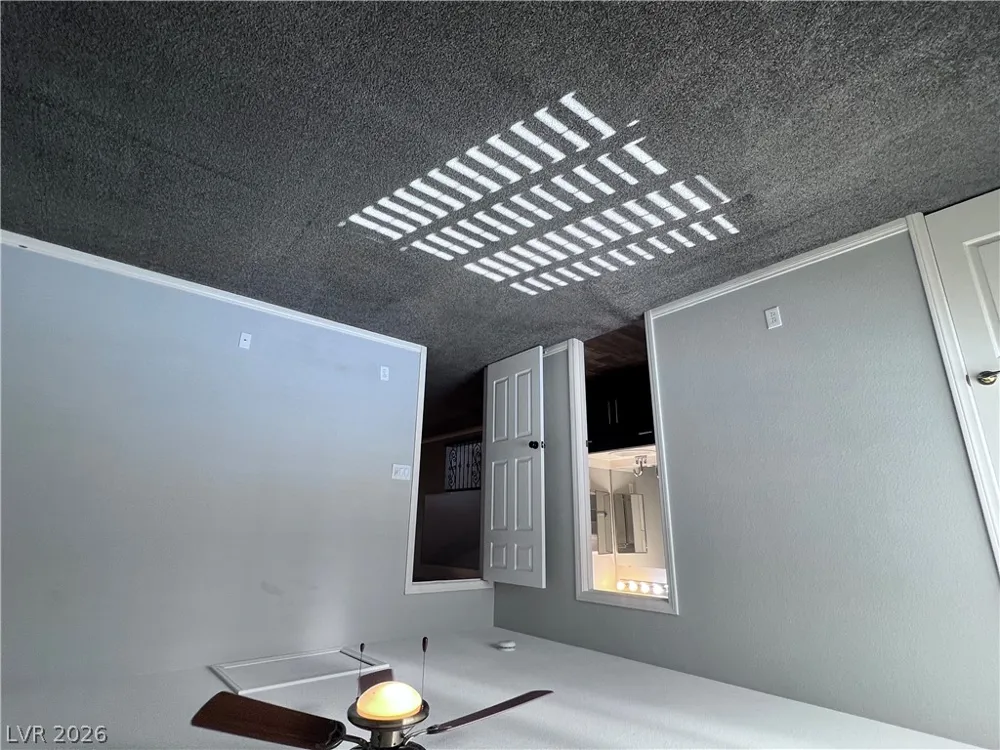 10054 Pebble Path Court Las Vegas, NV 89148