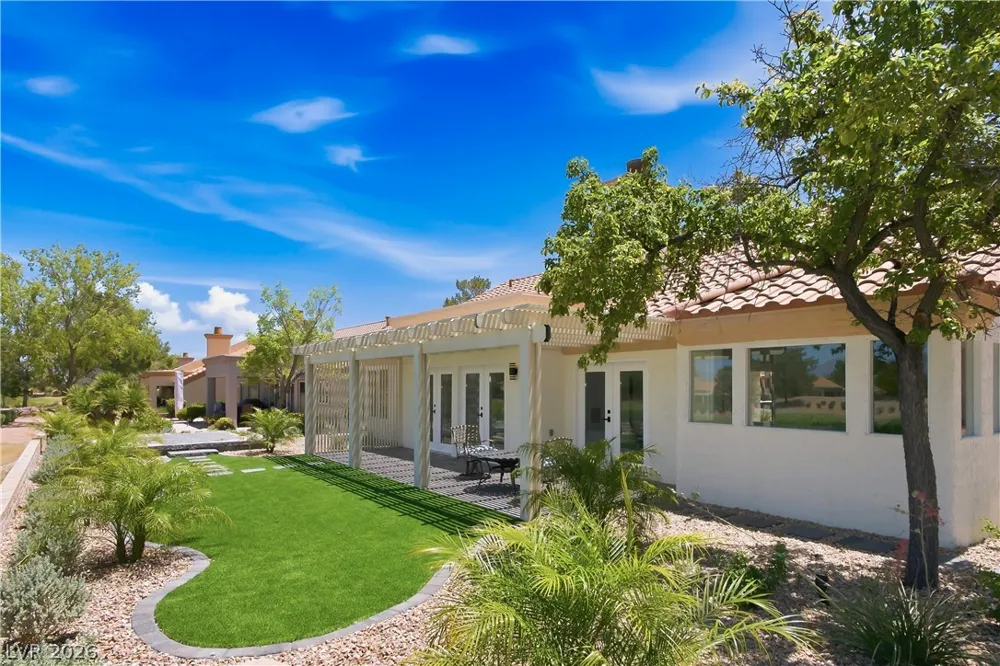 9104 Sundial Drive Las Vegas, NV 89134