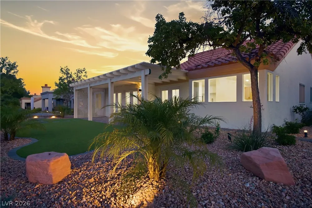 9104 Sundial Drive Las Vegas, NV 89134