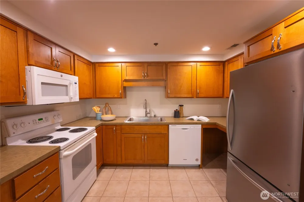 12536 15th Avenue NE #C1 Seattle, WA 98125