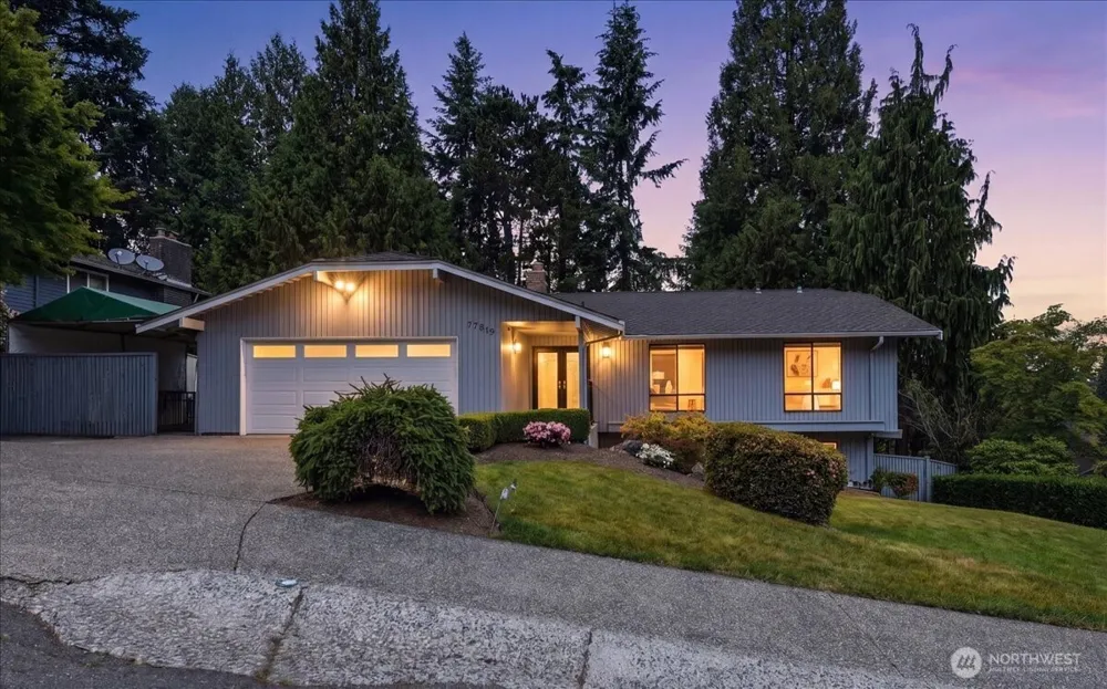17816 NE 12th Street Bellevue, WA 98008