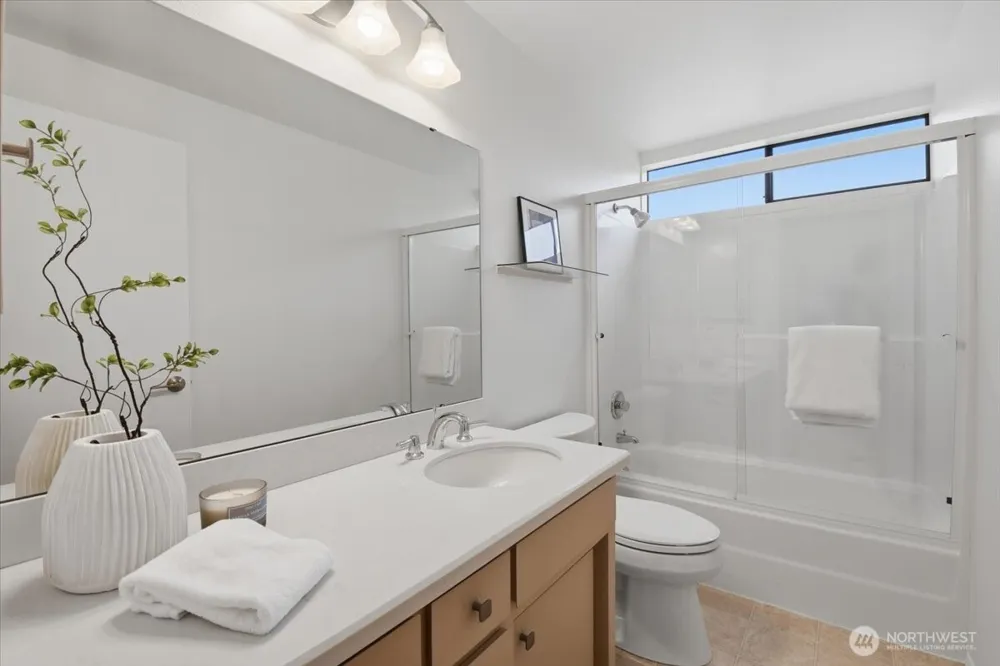 17816 NE 12th Street Bellevue, WA 98008