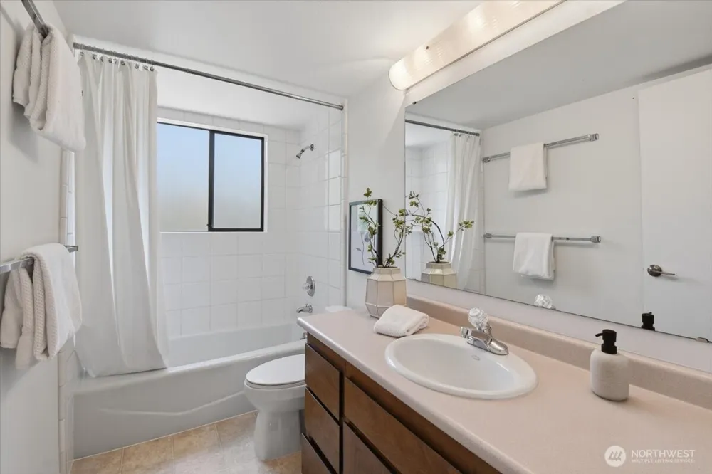 17816 NE 12th Street Bellevue, WA 98008