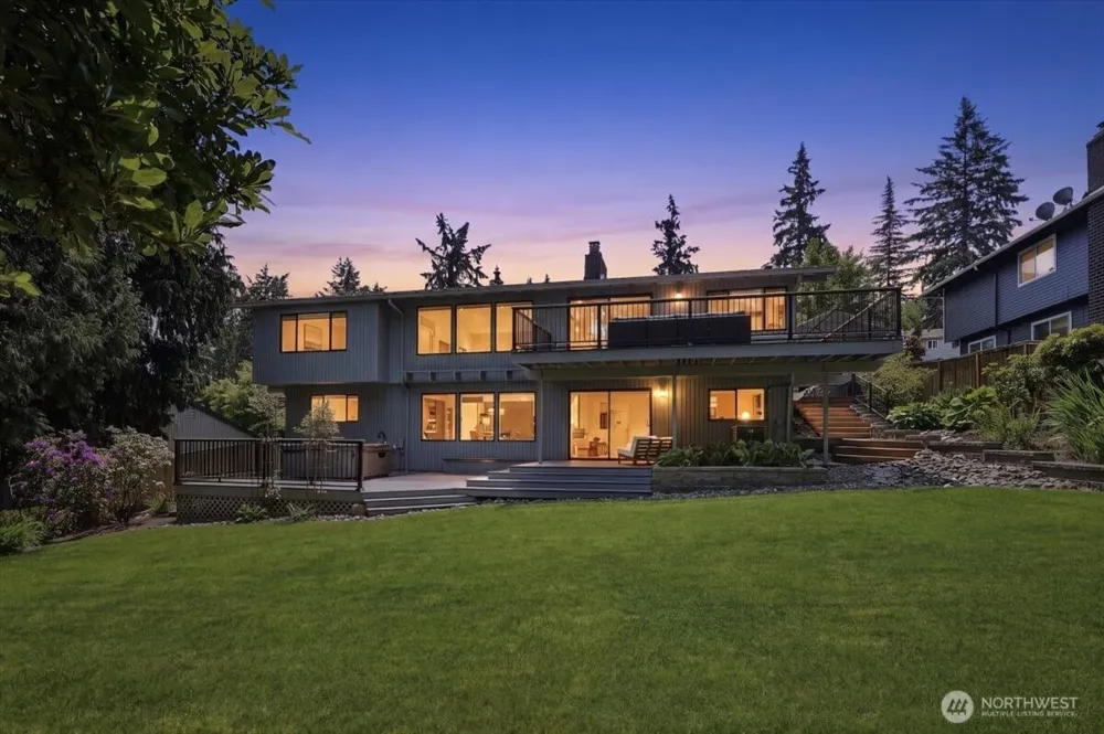 17816 NE 12th Street Bellevue, WA 98008