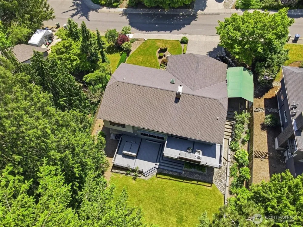 17816 NE 12th Street Bellevue, WA 98008