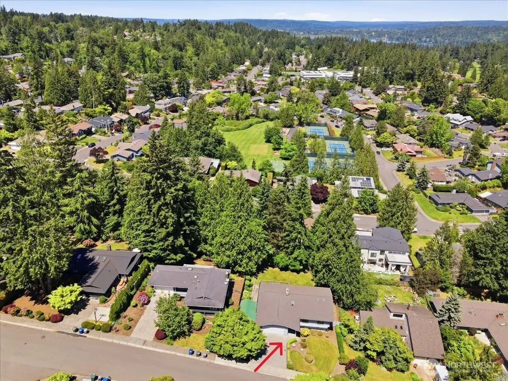 17816 NE 12th Street Bellevue, WA 98008