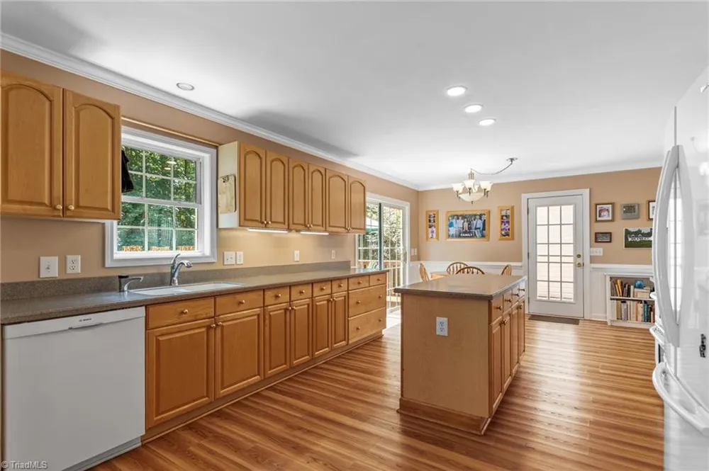 3005 Bramblewood Drive Mebane, NC 27302