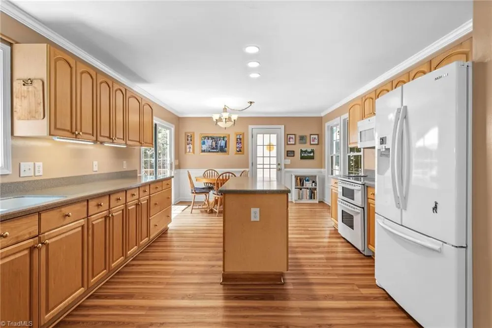 3005 Bramblewood Drive Mebane, NC 27302