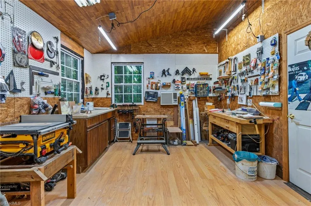 3005 Bramblewood Drive Mebane, NC 27302