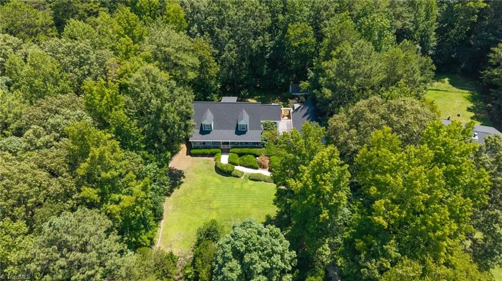 3005 Bramblewood Drive Mebane, NC 27302