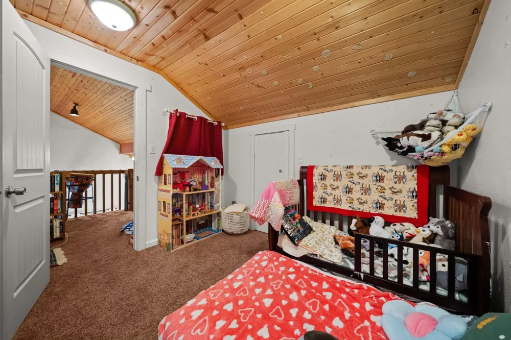 5501 Way Road Clearwater Township, MI 49676