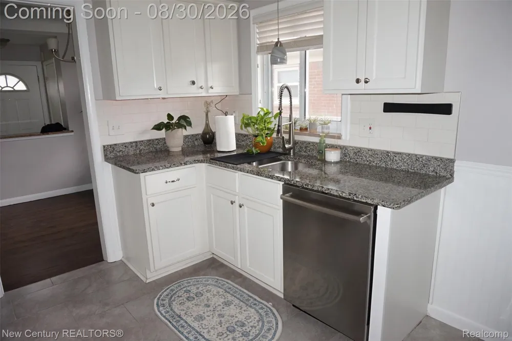 28102 Brush Street Madison Heights City, MI 48071