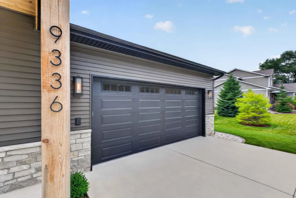 9336 E Summerfield Drive Elmwood Charter Township, MI 49684