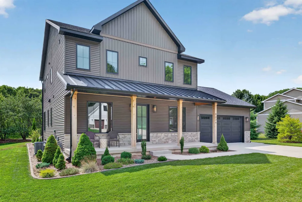 9336 E Summerfield Drive Elmwood Charter Township, MI 49684