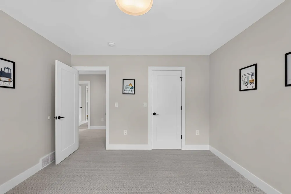 9336 E Summerfield Drive Elmwood Charter Township, MI 49684