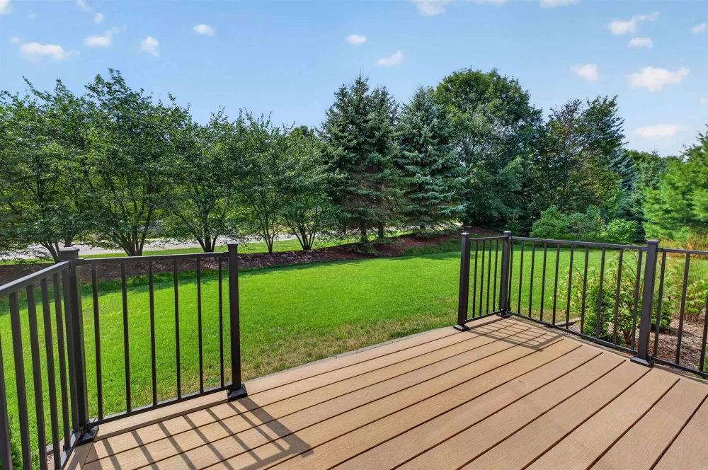 9336 E Summerfield Drive Elmwood Charter Township, MI 49684