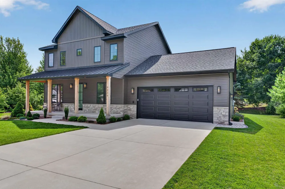 9336 E Summerfield Drive Elmwood Charter Township, MI 49684
