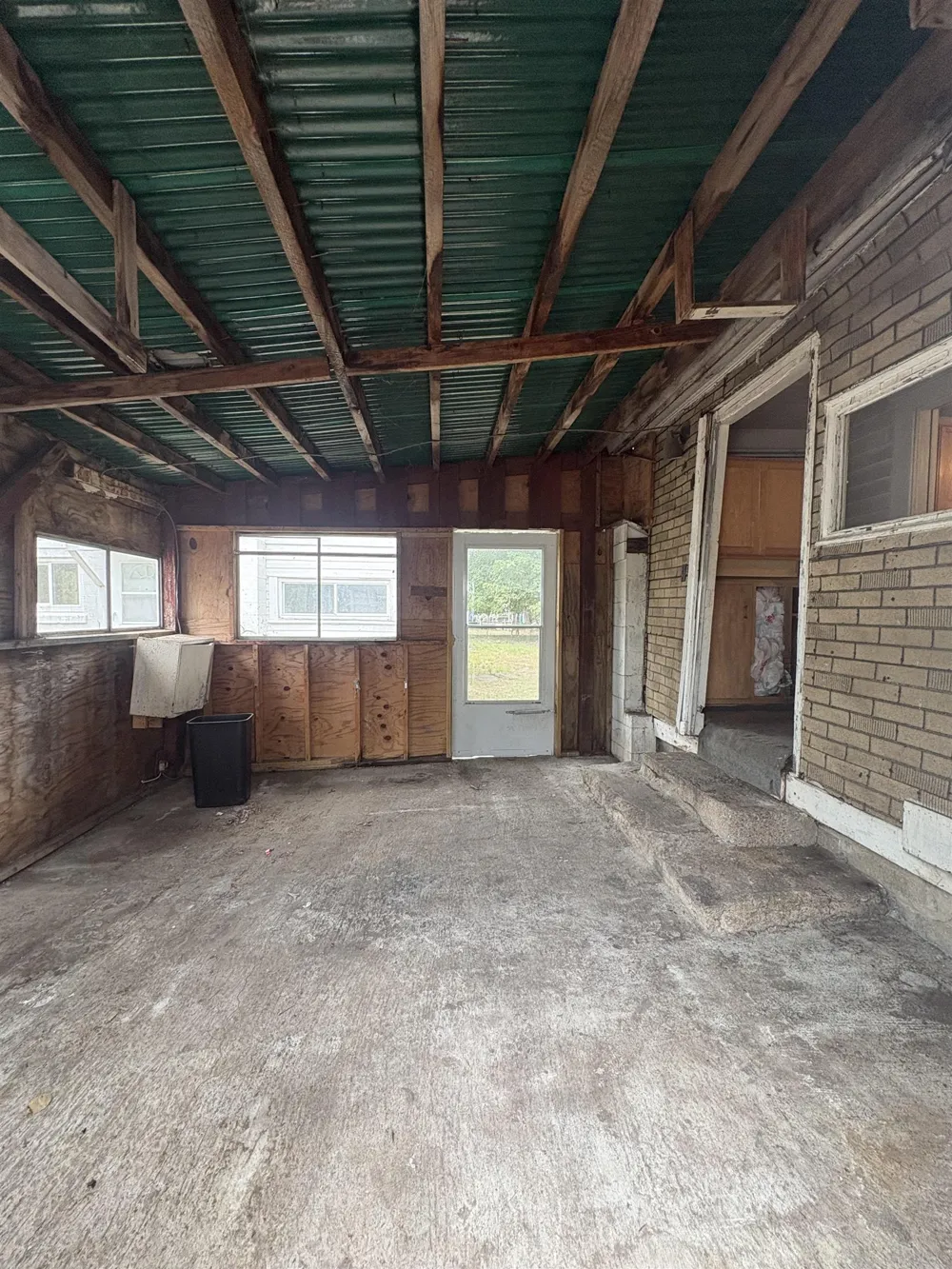 915 W Broadway Street Mt Pleasant City, MI 48858