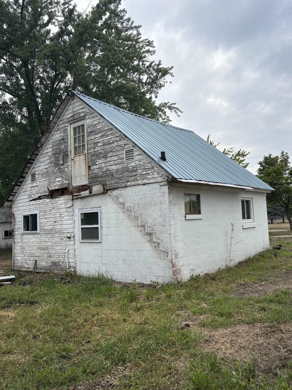 915 W Broadway Street Mt Pleasant City, MI 48858