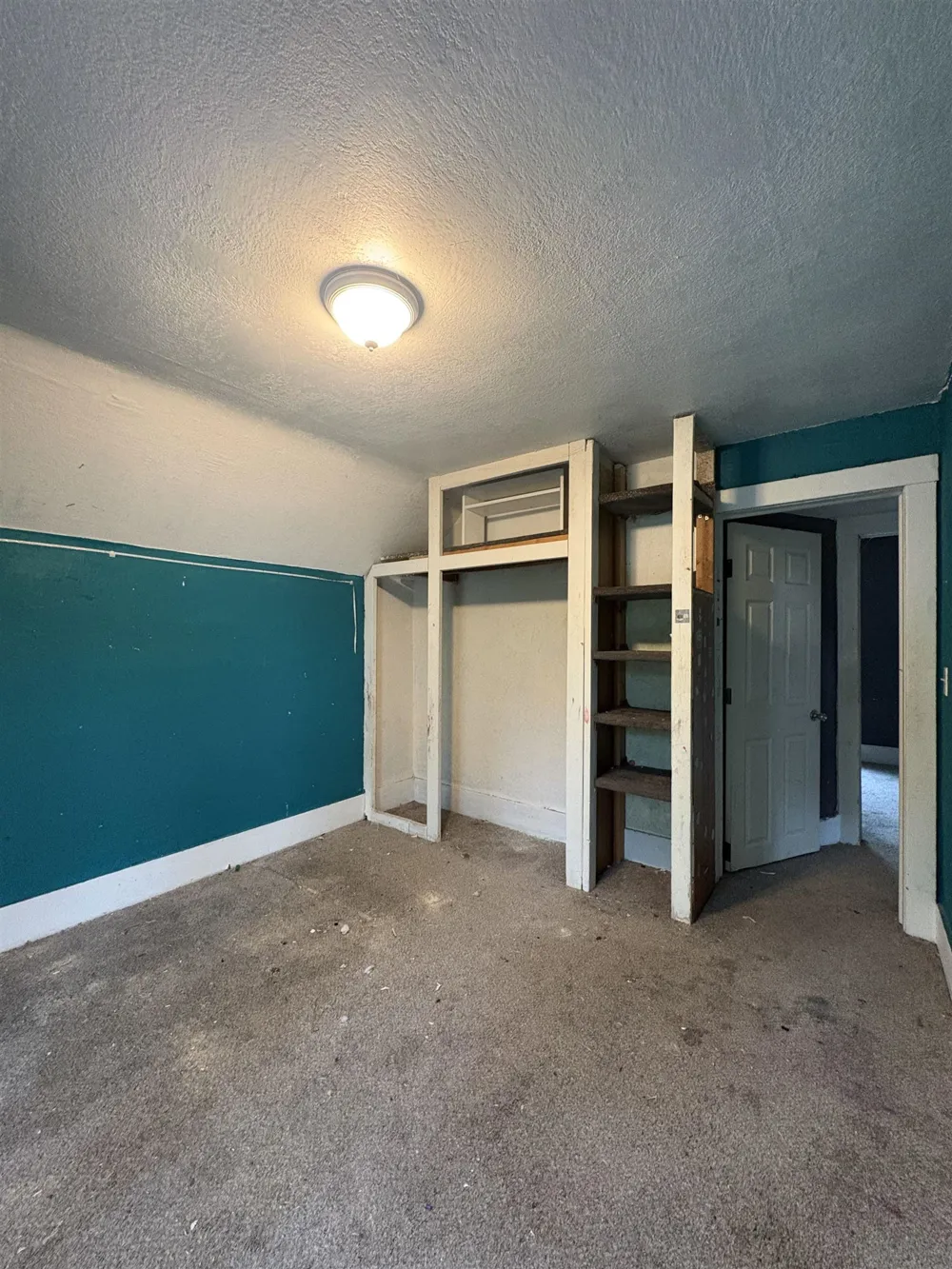 915 W Broadway Street Mt Pleasant City, MI 48858