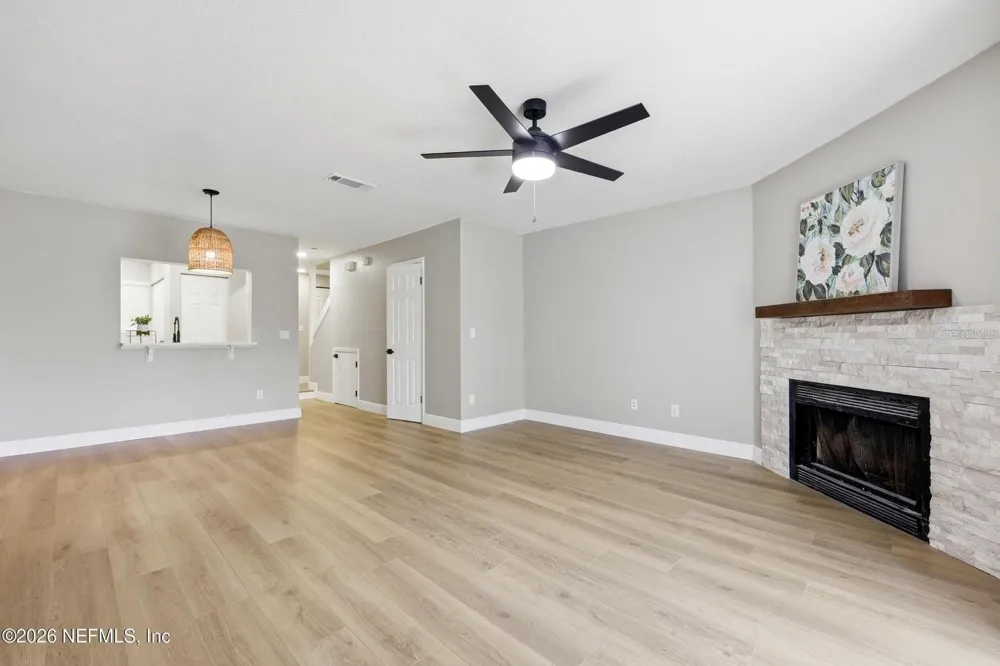 3801 CROWN POINT ROAD #2093 Jacksonville, FL 32257