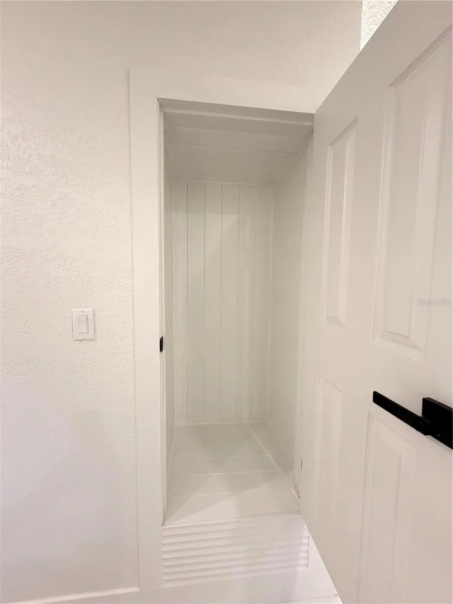 2405 21ST AVE W Bradenton, FL 34205