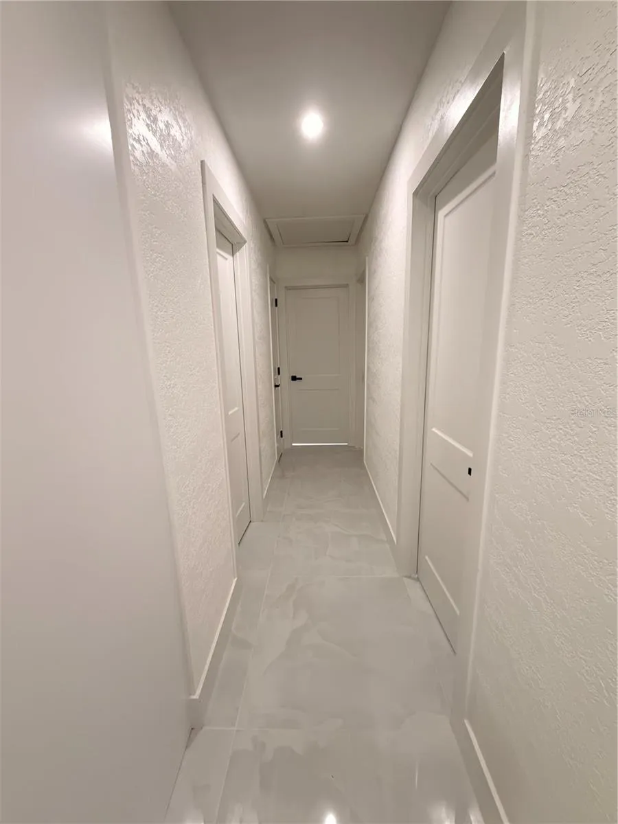 2405 21ST AVE W Bradenton, FL 34205
