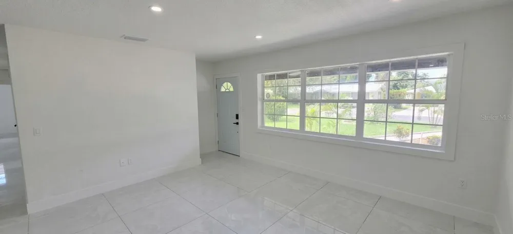 2405 21ST AVE W Bradenton, FL 34205