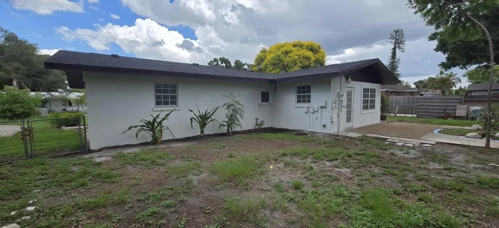 2405 21ST AVE W Bradenton, FL 34205