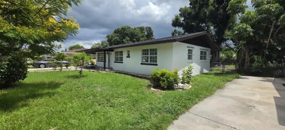 2405 21ST AVE W Bradenton, FL 34205