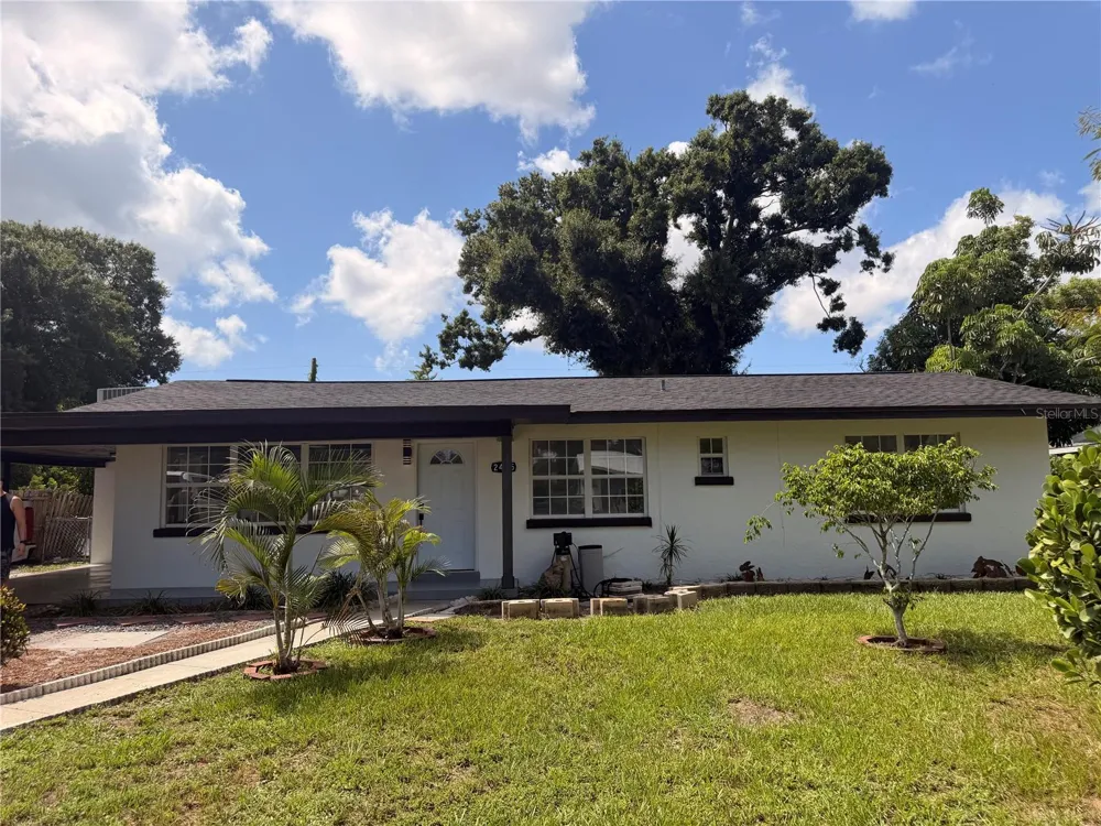 2405 21ST AVE W Bradenton, FL 34205