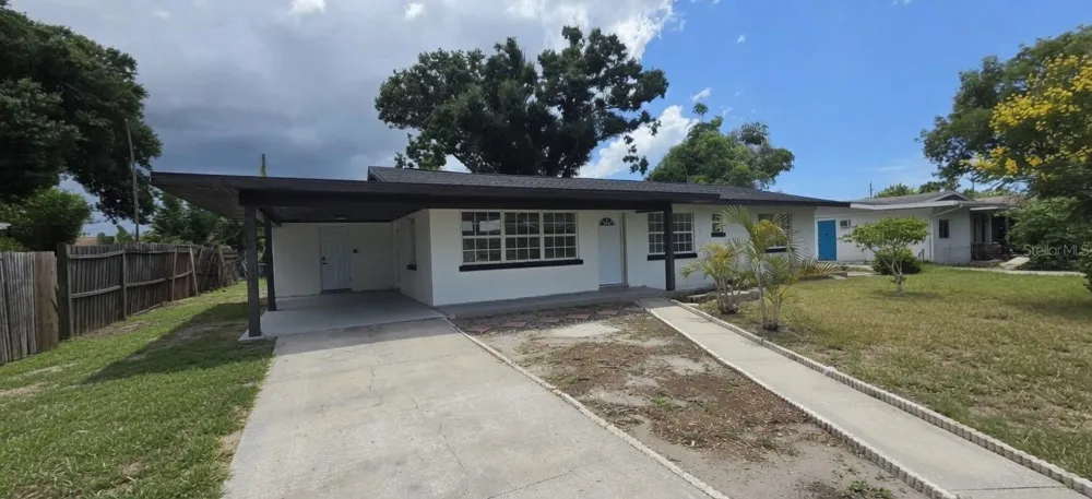 2405 21ST AVE W Bradenton, FL 34205