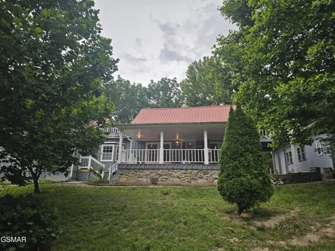 925 Tweed Springs Road