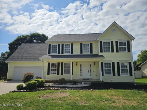 2818 Fawnridge Lane