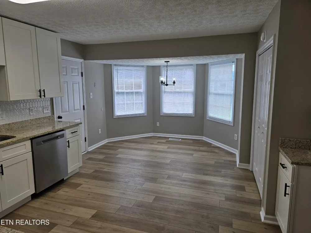 2818 Fawnridge Lane Knoxville, TN 37938