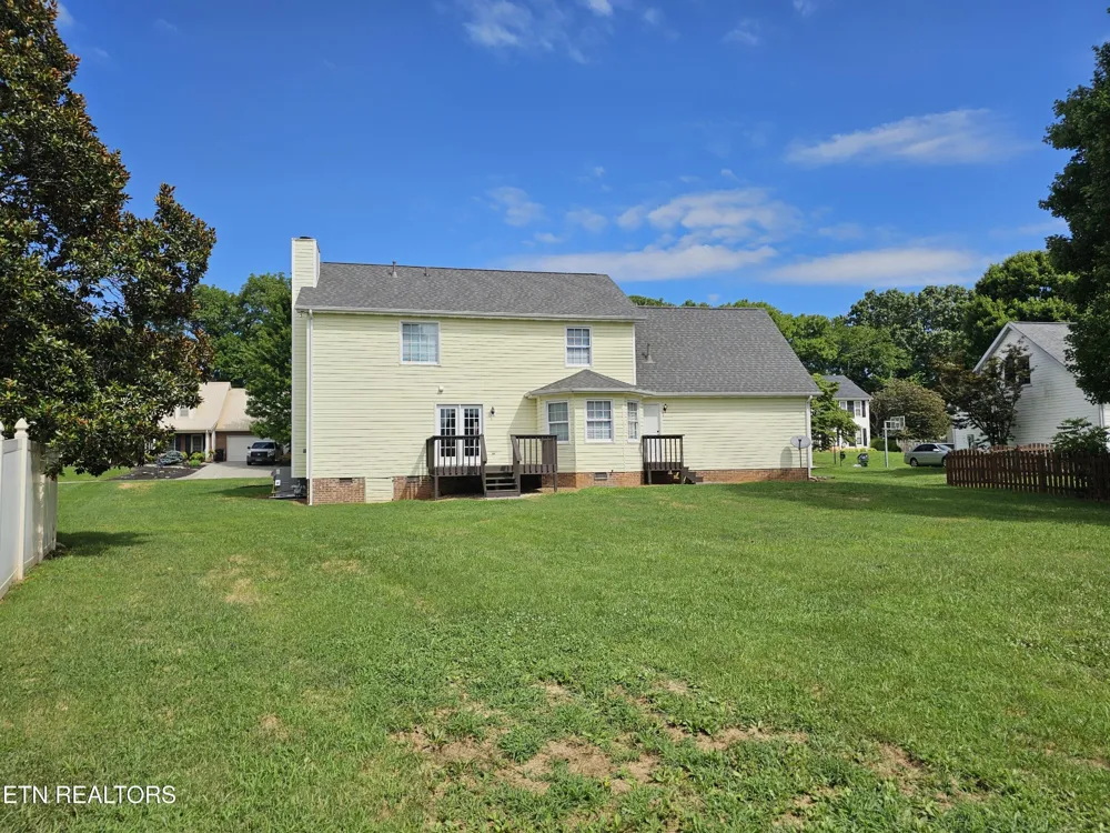 2818 Fawnridge Lane Knoxville, TN 37938