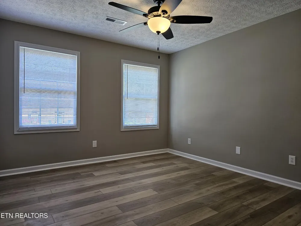 2818 Fawnridge Lane Knoxville, TN 37938