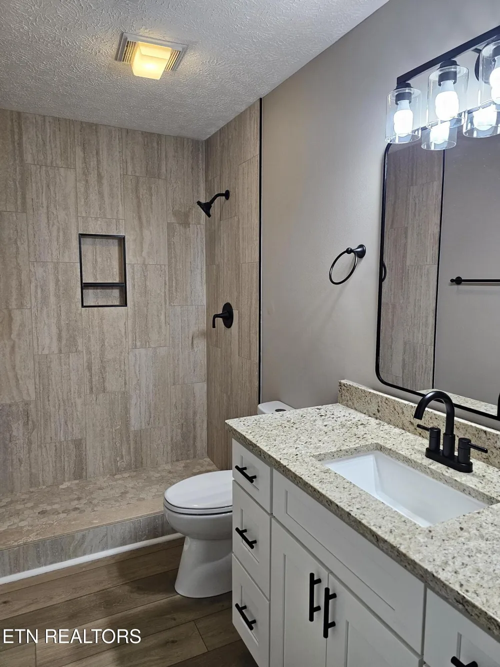 2818 Fawnridge Lane Knoxville, TN 37938