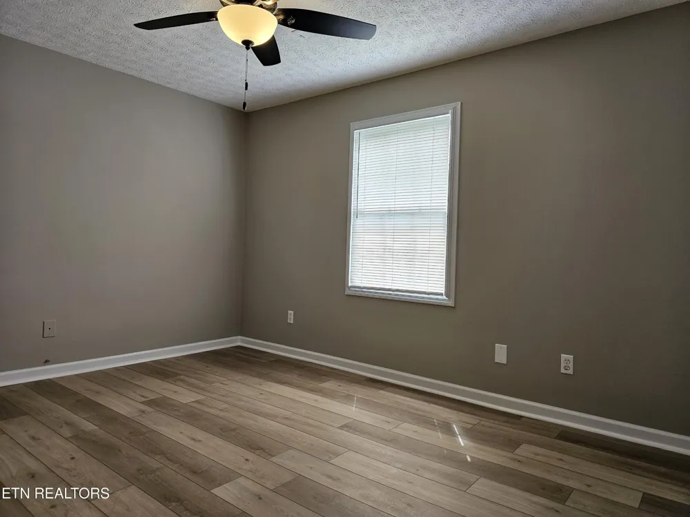 2818 Fawnridge Lane Knoxville, TN 37938