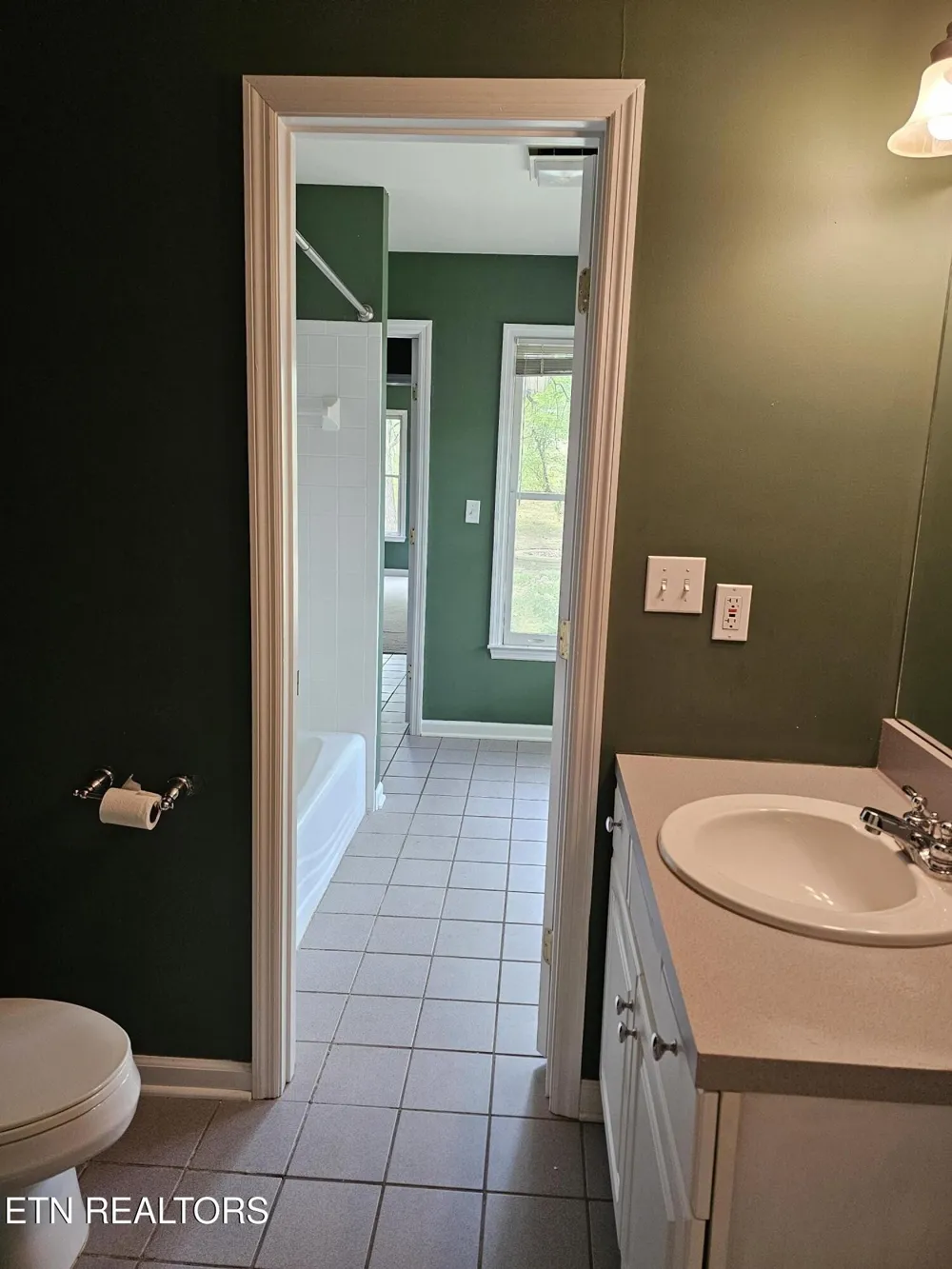 1525 Westport Rd Knoxville, TN 37922