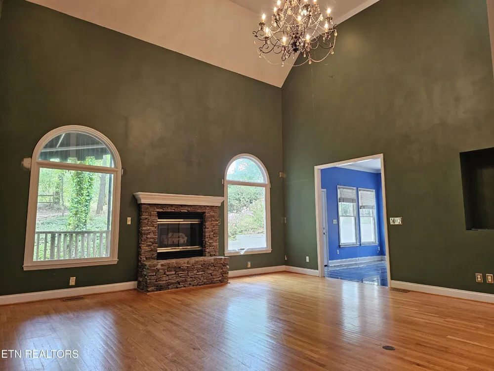 1525 Westport Rd Knoxville, TN 37922