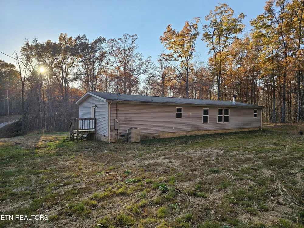 196 Red Hill Rd Sunbright, TN 37872
